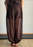 Carica l'immagine nel visualizzatore della galleria, Pantalone balloon trasparente moro
