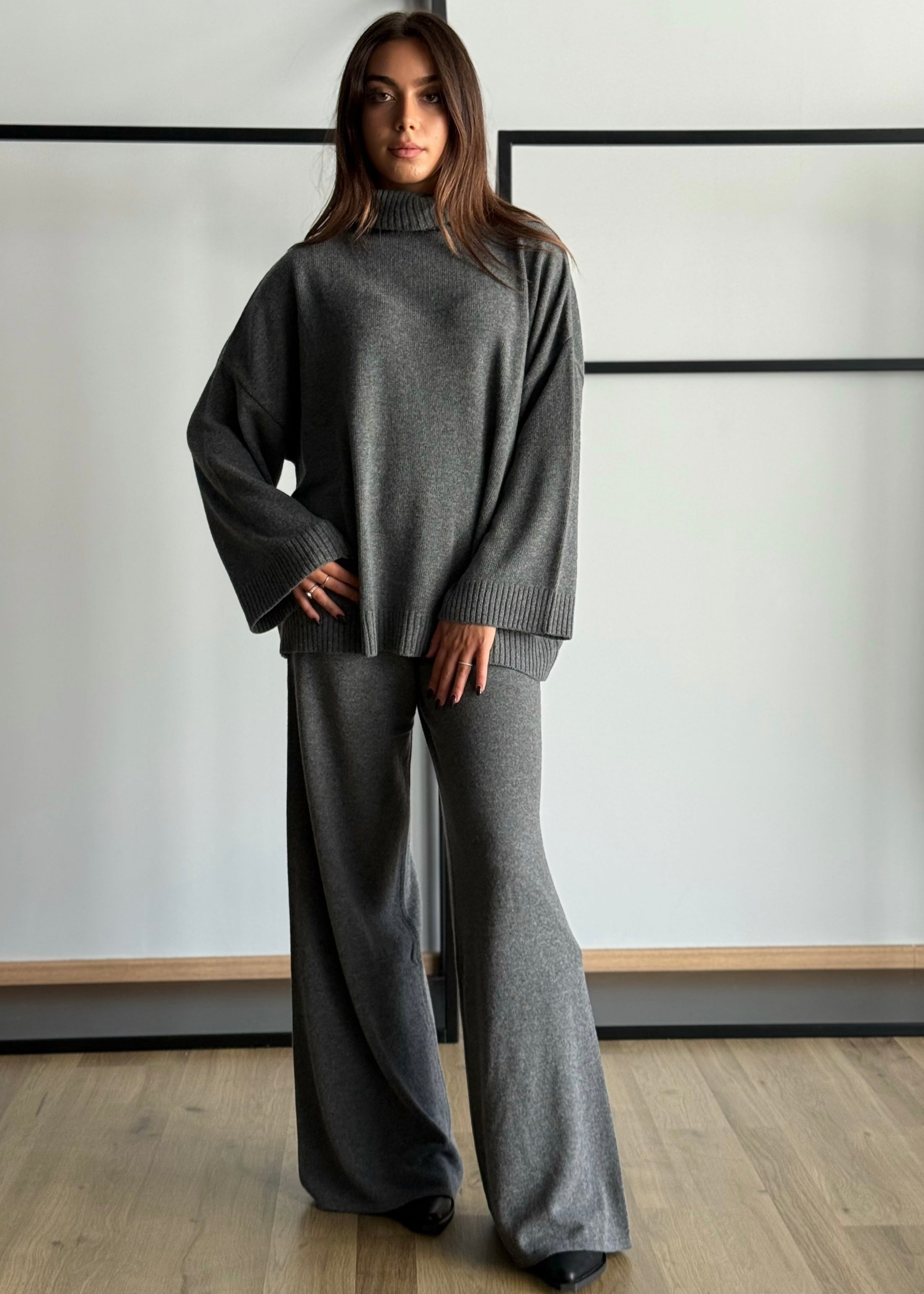 Maglia dolcevita oversize -KONTATTO