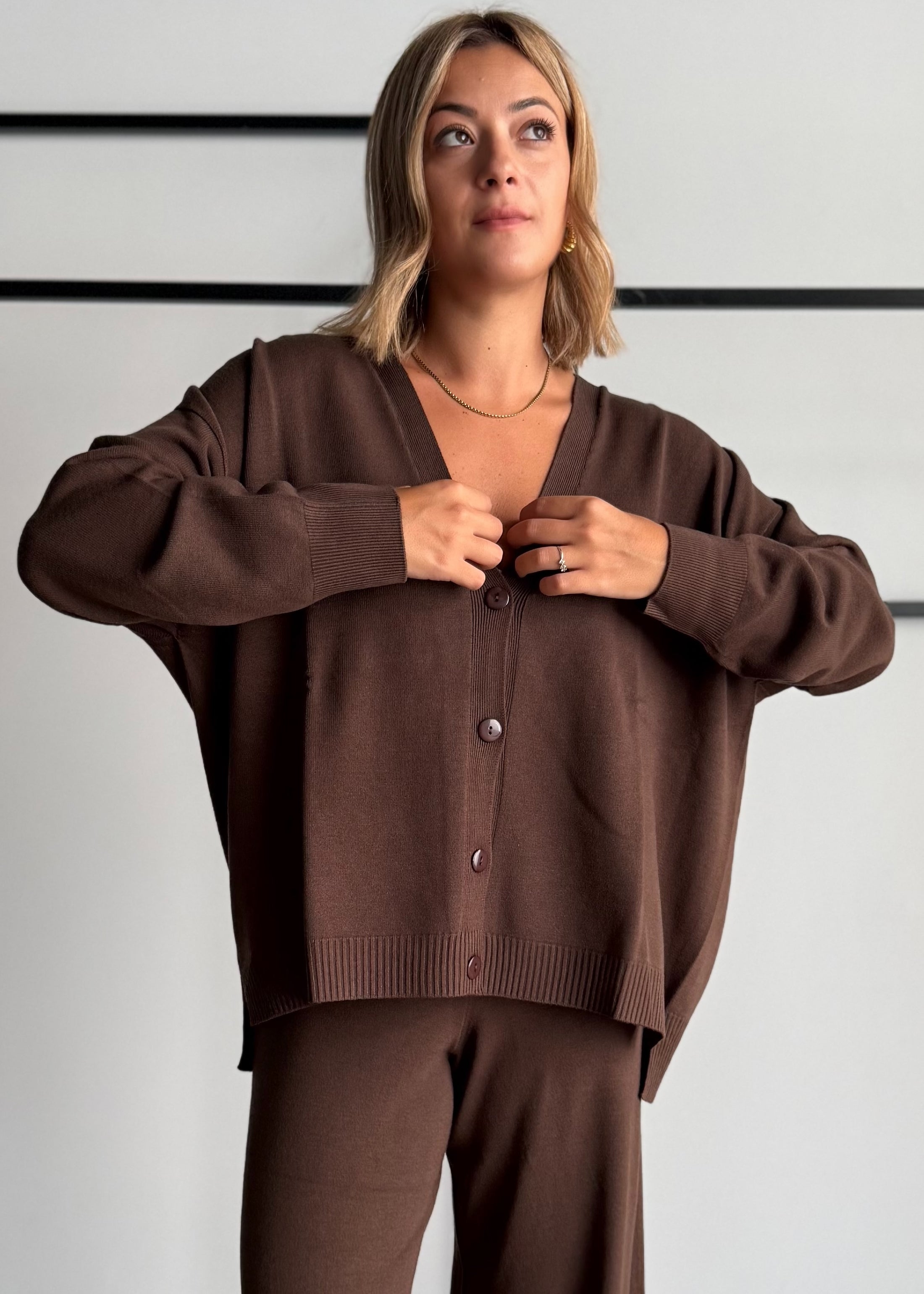 Cardigan over con bottoni moro - KONTATTO