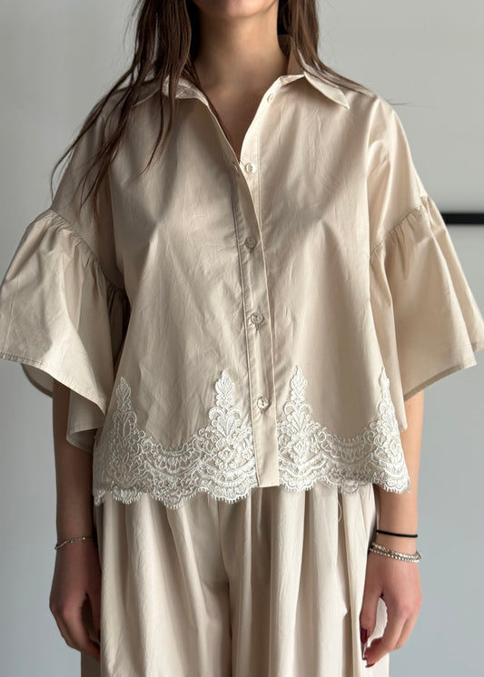 Camicia KIKISIX con pizzo