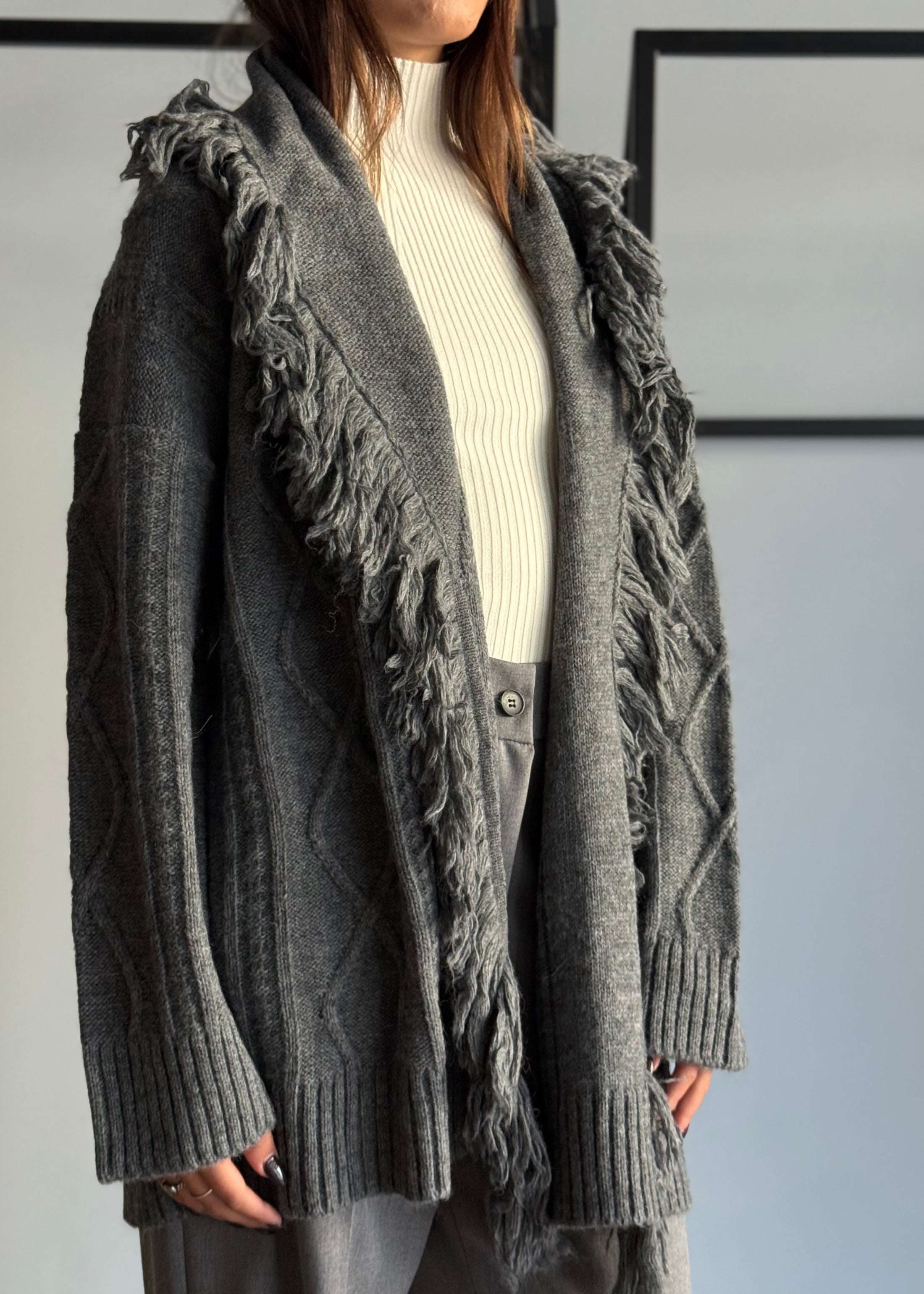 Cardigan con frange -KONTATTO