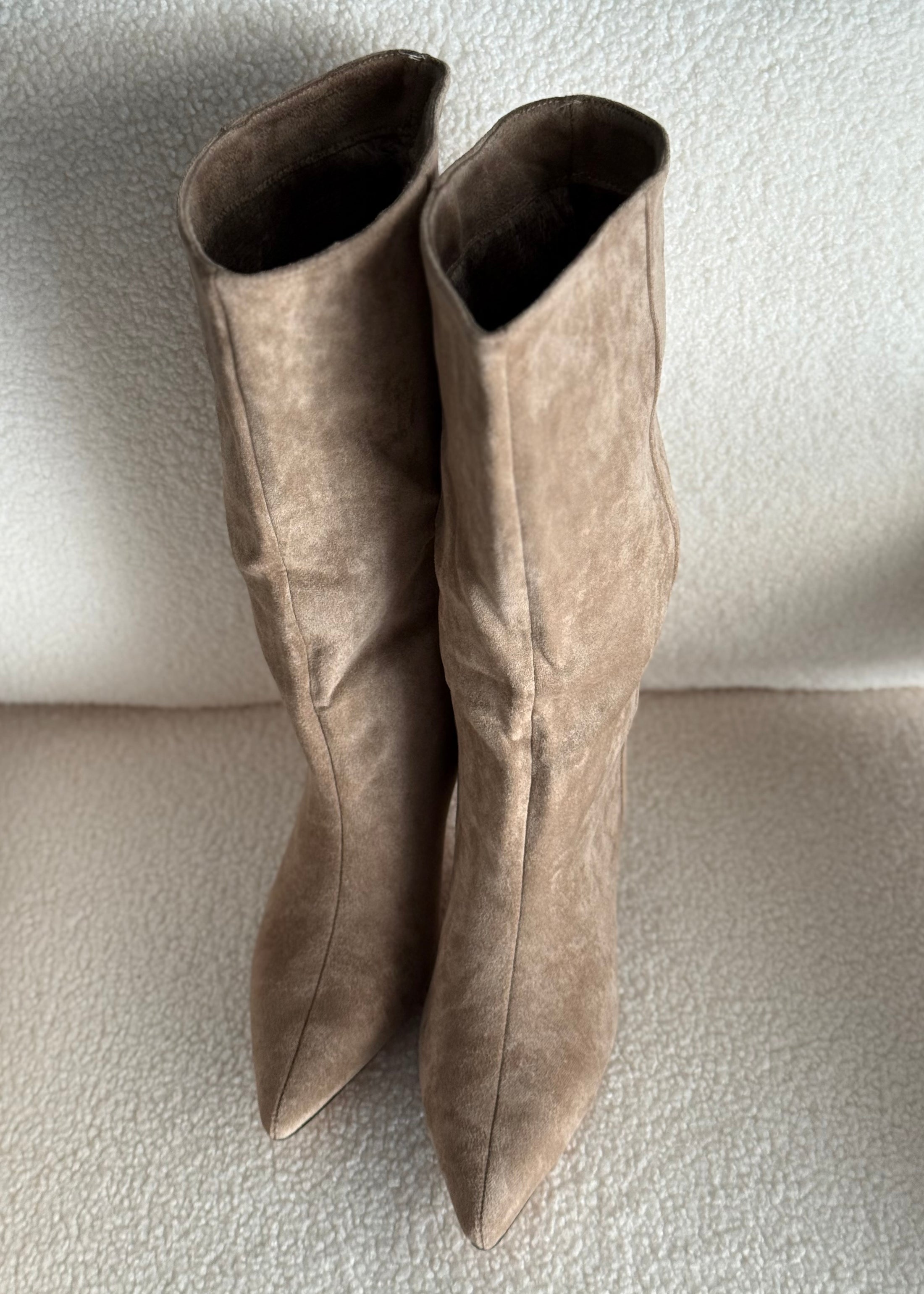 Stivale THEVICE in suede taupe