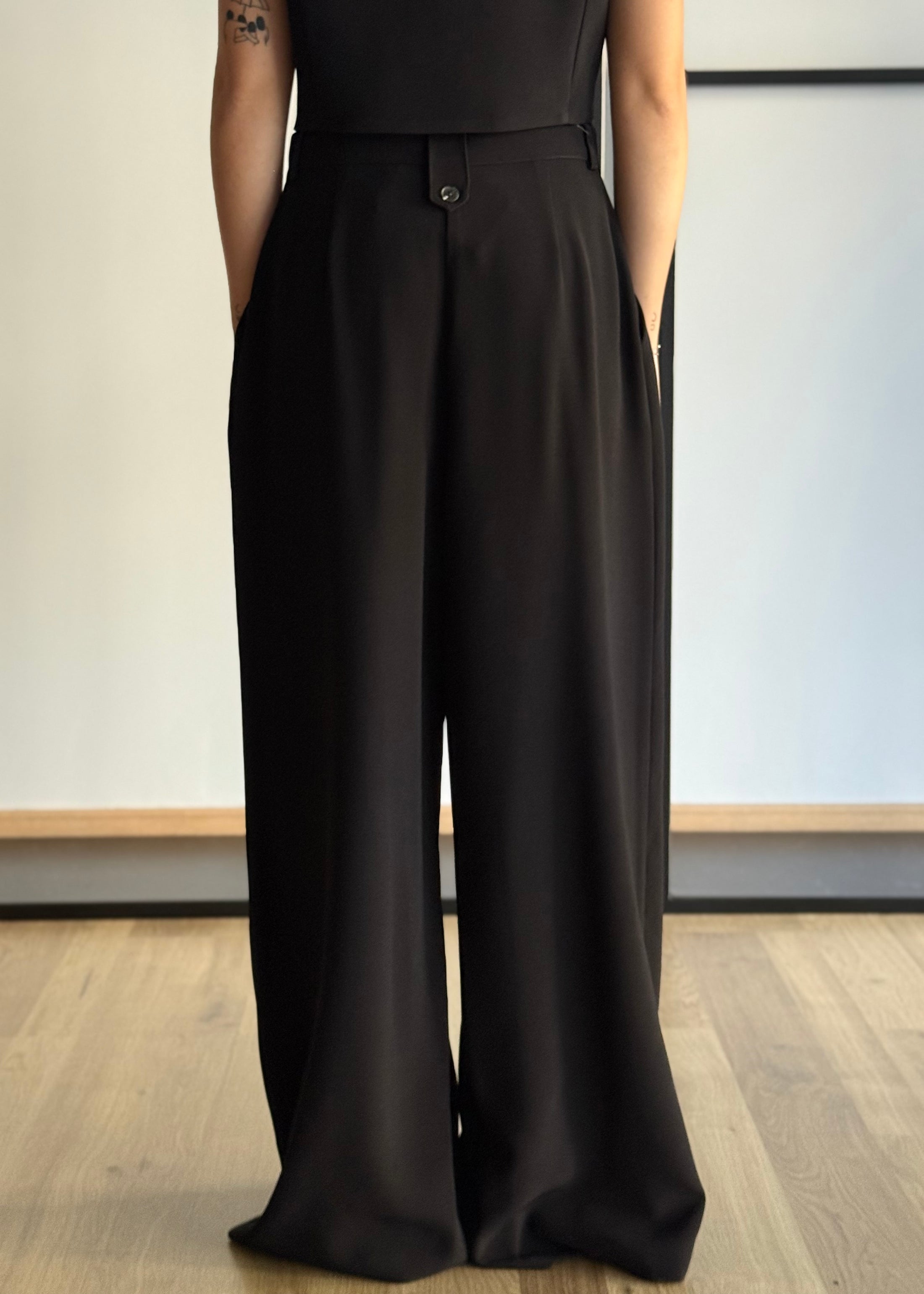 Coordinato gilet e pantalone palazzo in tessuto fluido -PHILIALOFT