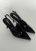 Carica l'immagine nel visualizzatore della galleria, Décolleté slingback vernice
