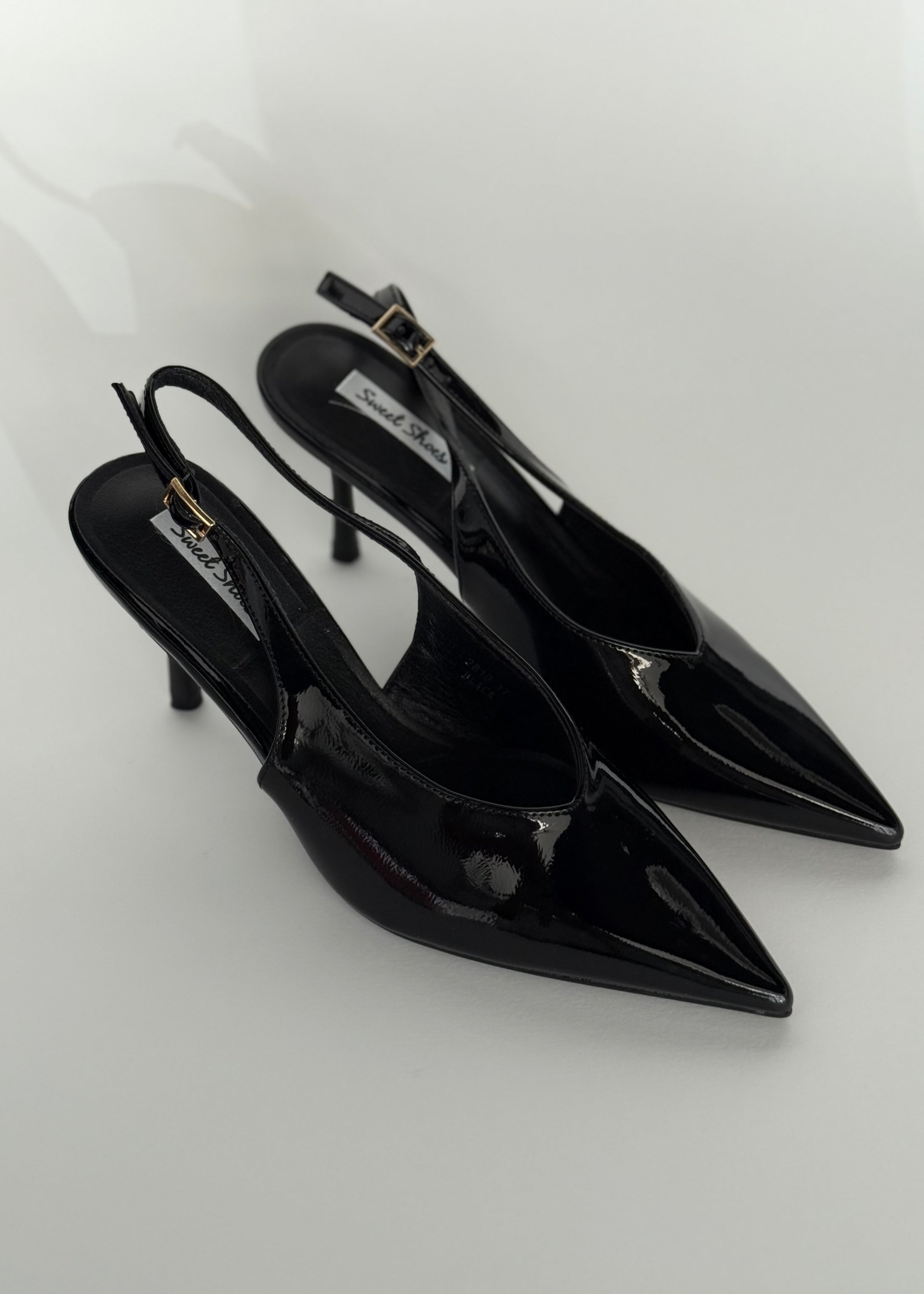 Décolleté slingback vernice