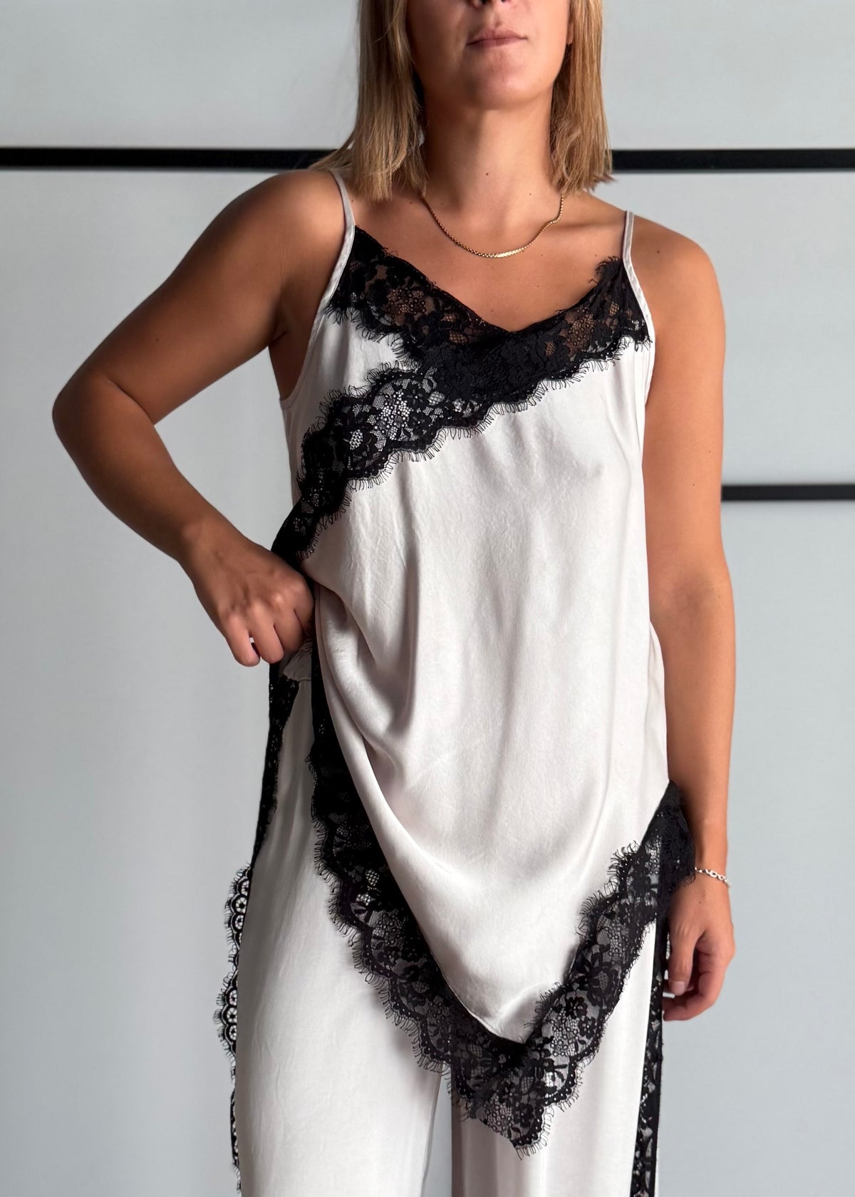 Top lingerie latte con pizzo a contrasto - ZAHJR