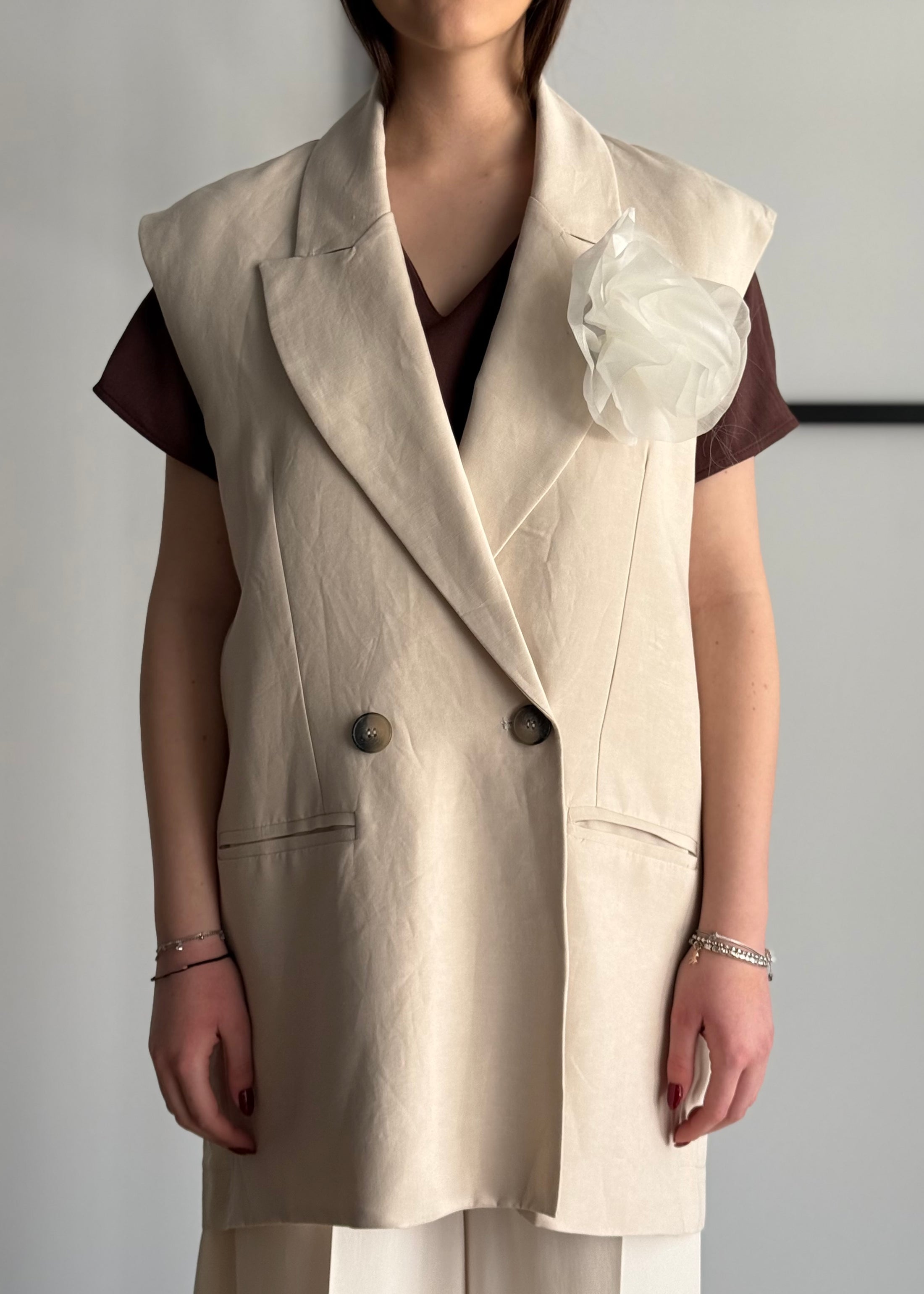 Gilet PHILIALOFT doppiopetto con spilla