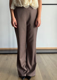 Carica l'immagine nel visualizzatore della galleria, Pantalone a zampa -ZAHJR
