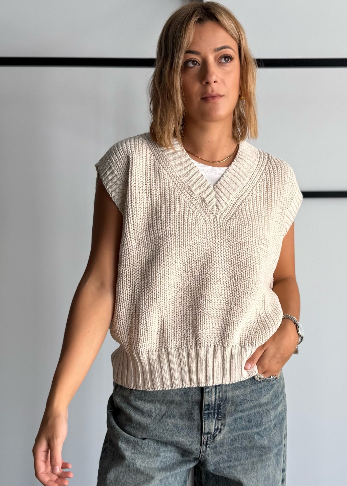 Gilet in maglia latte con scollo a V - ZAHJR