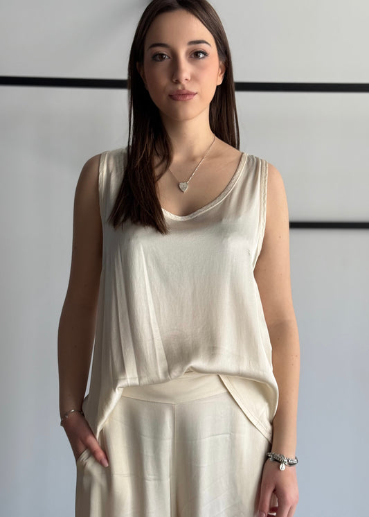 Top ZAHJR smanicato latte