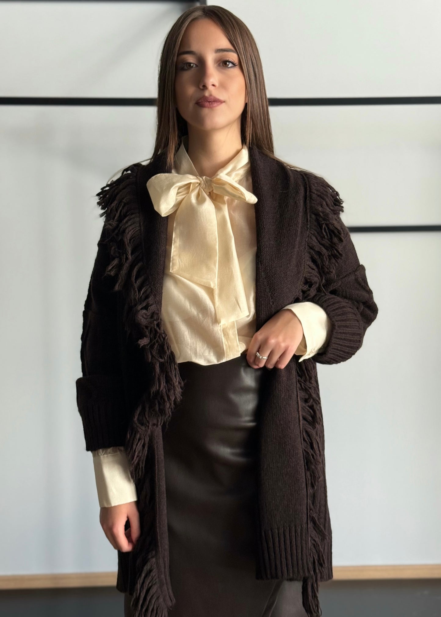 Cardigan con frange -KONTATTO