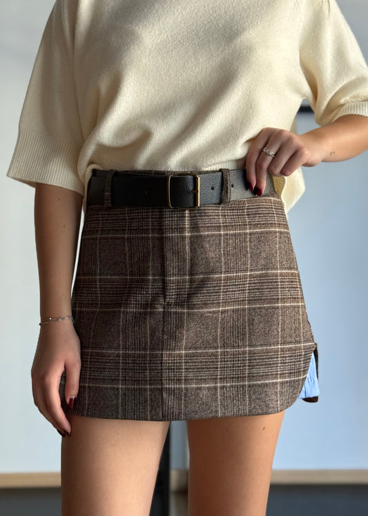 Gonna pantaloncino a quadri marrone con cintura -LUMINA
