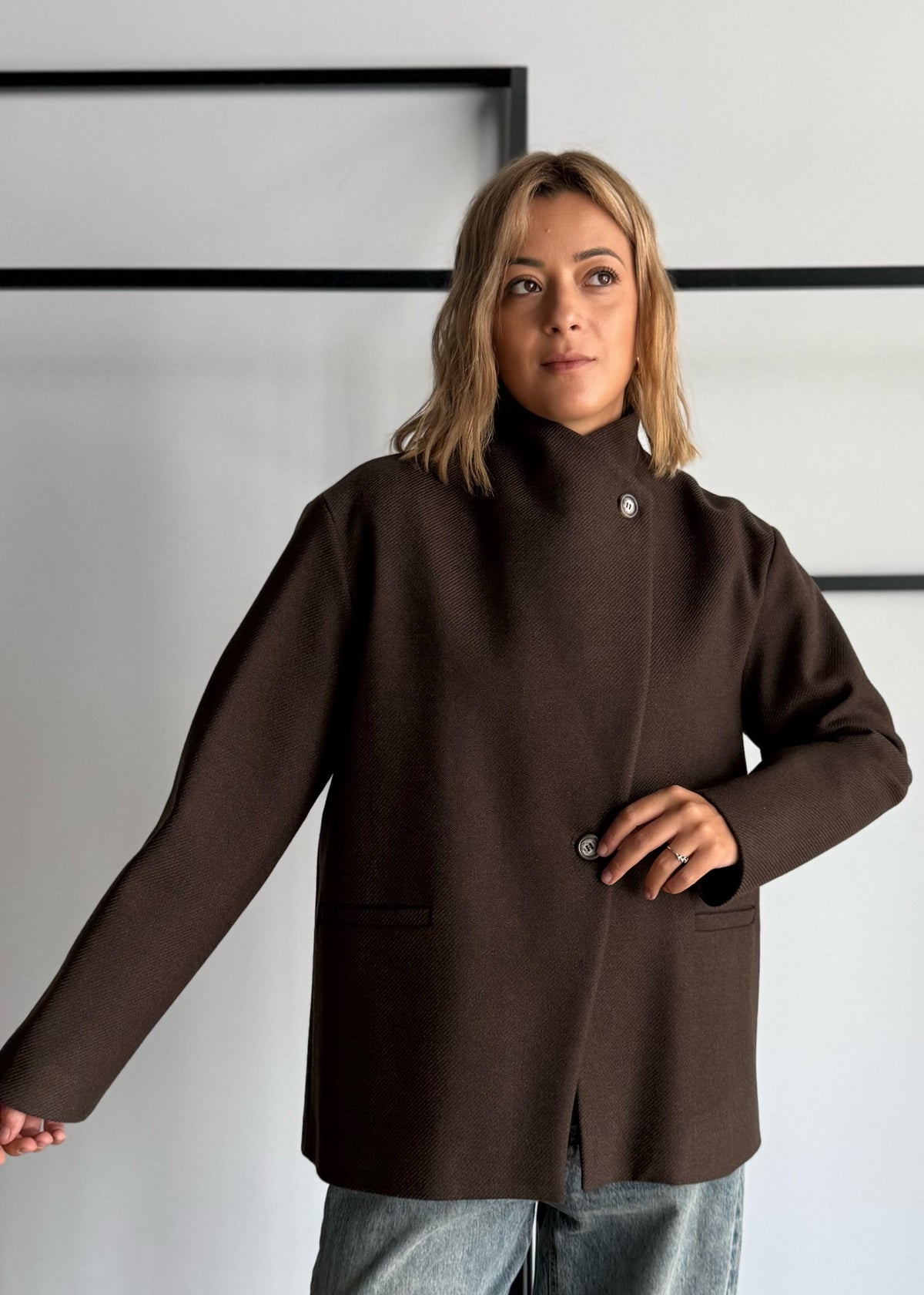 Cappotto moro con chiusura asimmetrica - ZAHJR