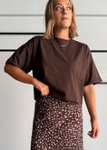 Carica l'immagine nel visualizzatore della galleria, T-shirt cropped Moro
