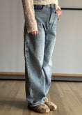 Carica l'immagine nel visualizzatore della galleria, Jeans THEVICE cargo wide leg
