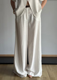 Carica l'immagine nel visualizzatore della galleria, Pantalone palazzo ZAHJR bianco
