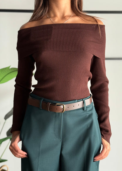 Maglia a coste con scollo Bardot -KONTATTO
