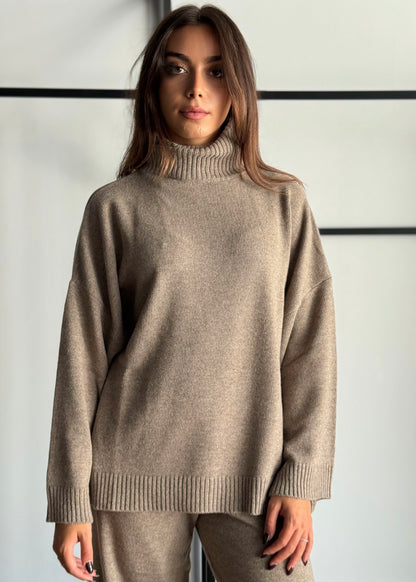 Maglia dolcevita oversize -KONTATTO