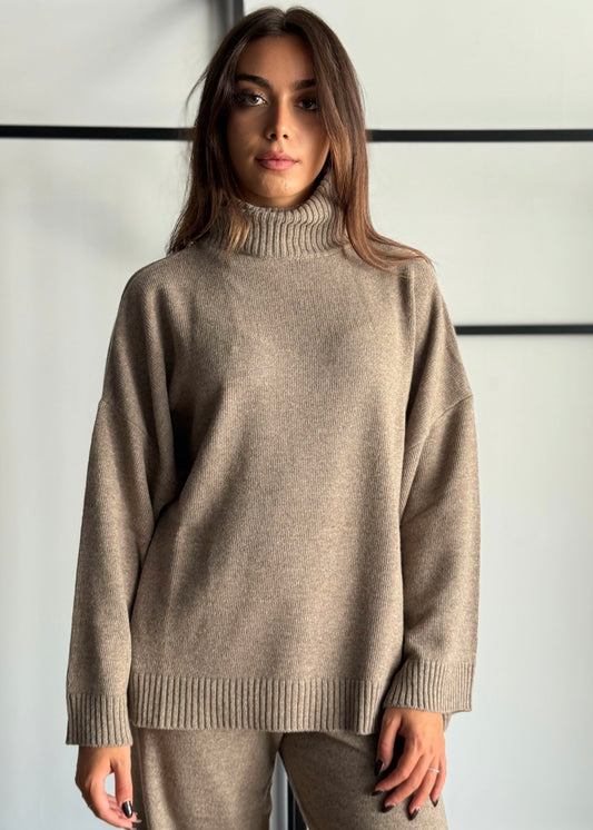 Maglia dolcevita oversize -KONTATTO