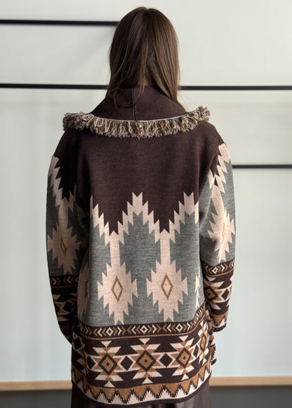 Cardigan jacquard etnico con frange e cintura -KONTATTO