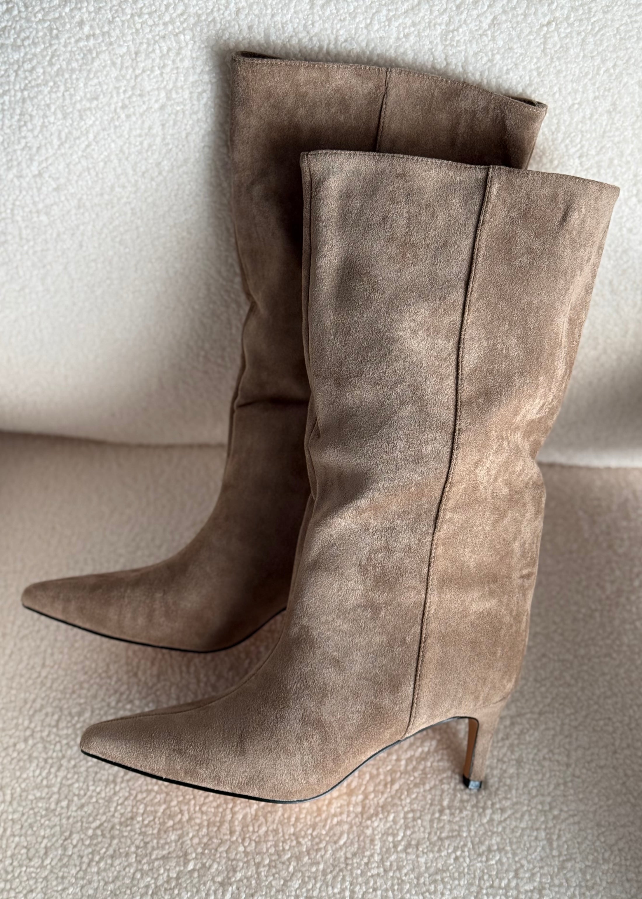 Stivale THEVICE in suede taupe