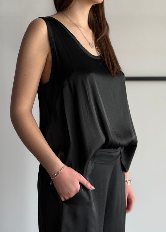 Top ZAHJR smanicato nero