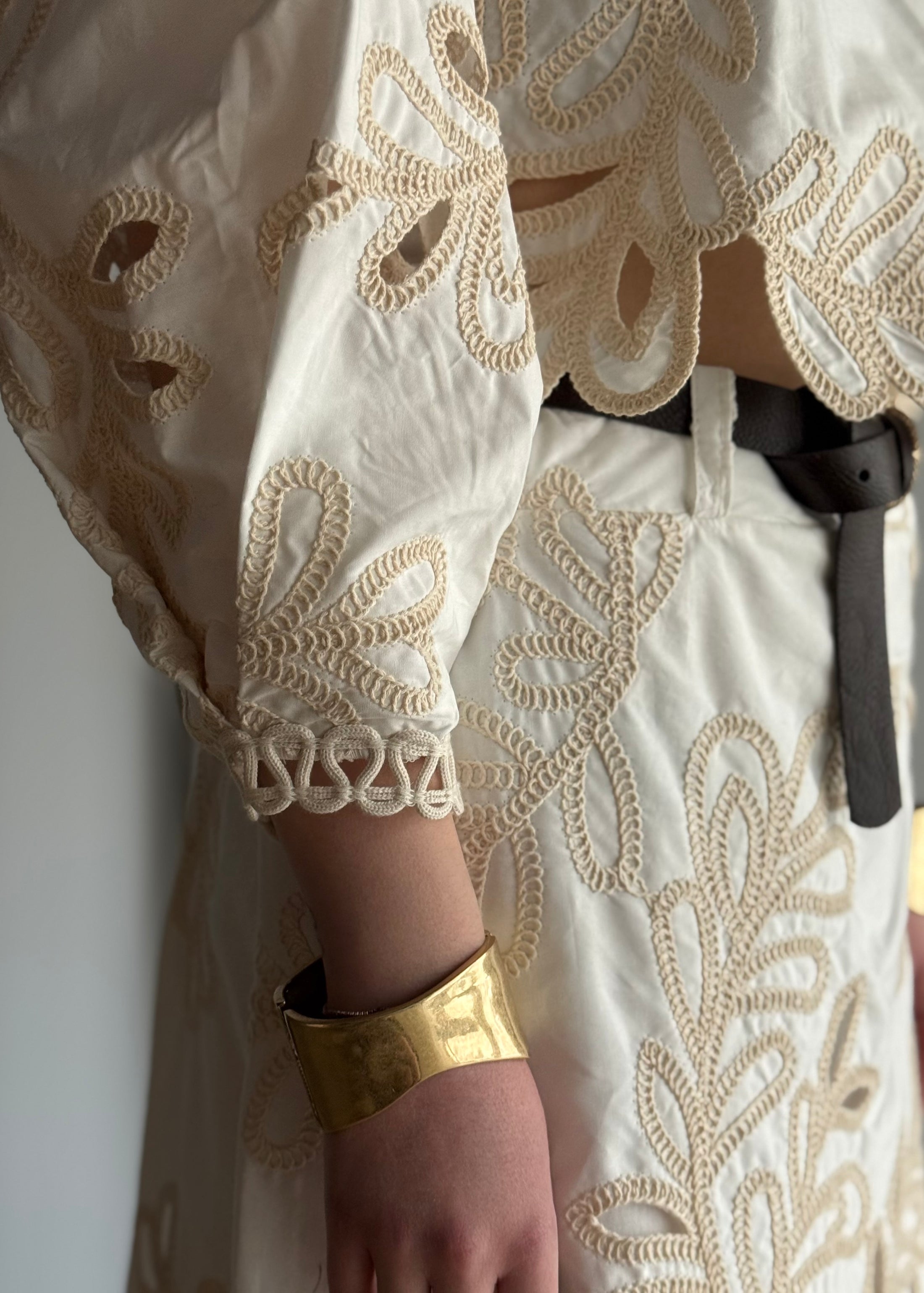 Camicia cropped PHILIALOFT ricamata