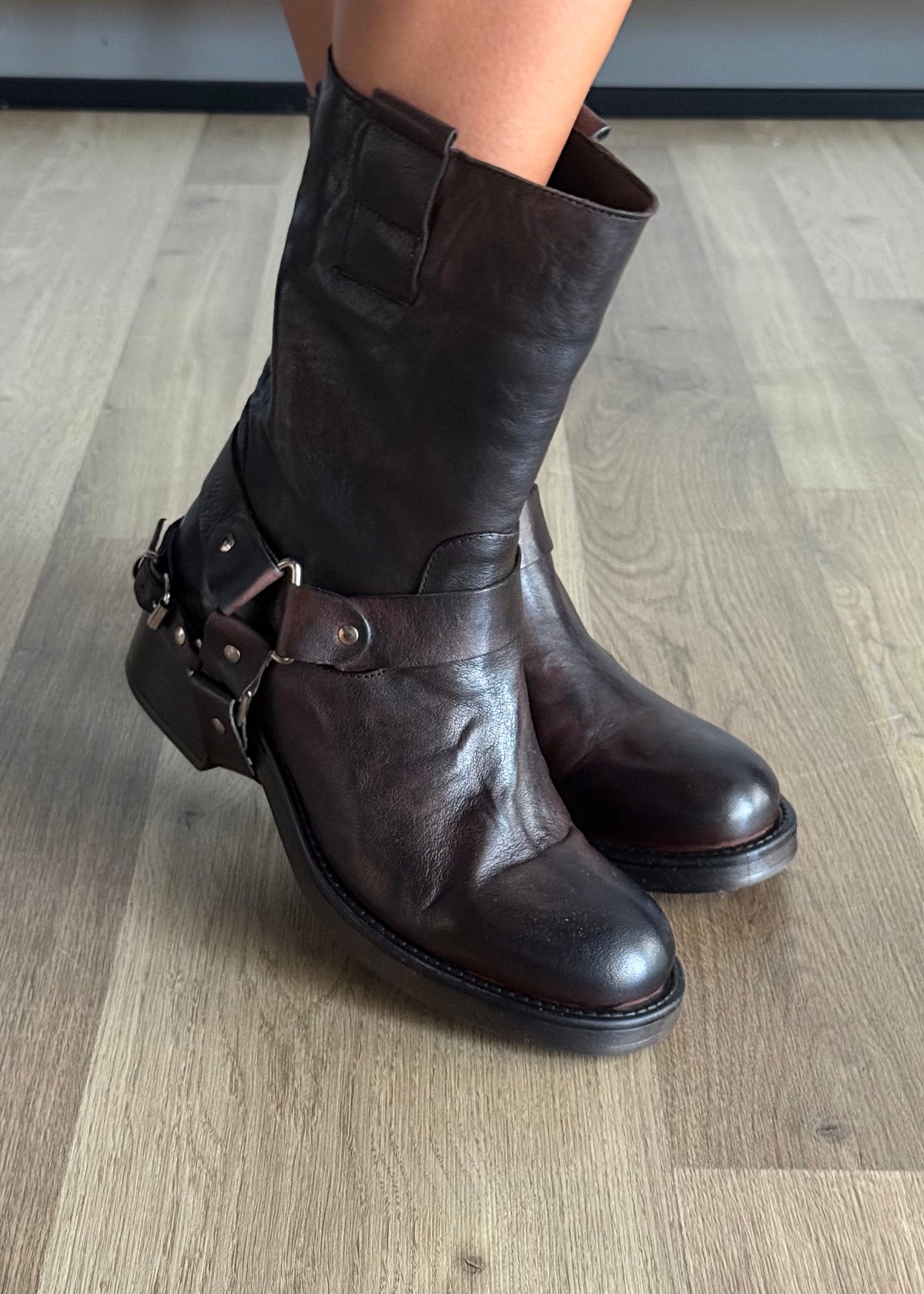 Stivale biker moro con harness - OVYÈ