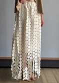 Carica l'immagine nel visualizzatore della galleria, Gonna lunga crochet cerchi panna
