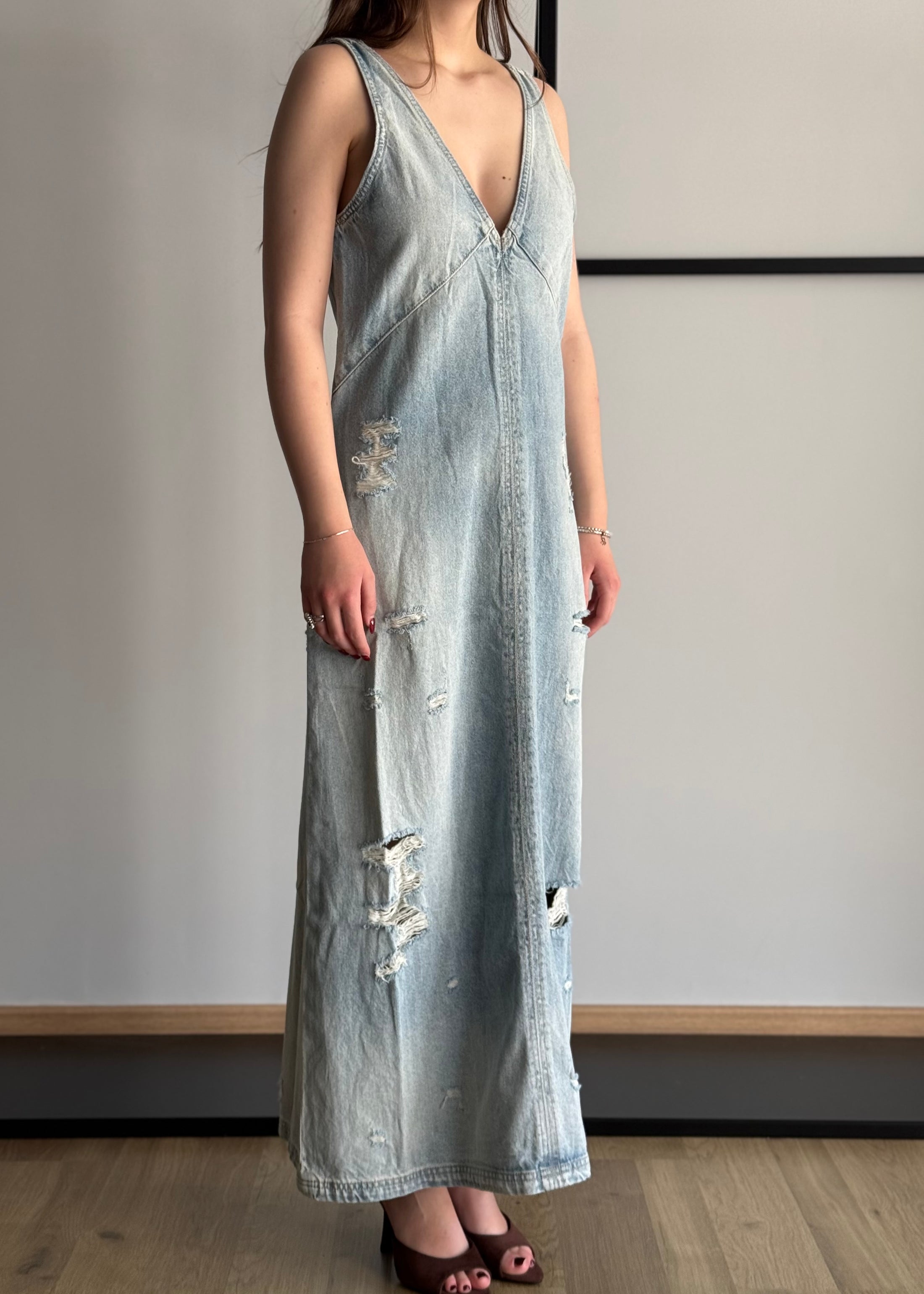 Abito denim midi destroyed
