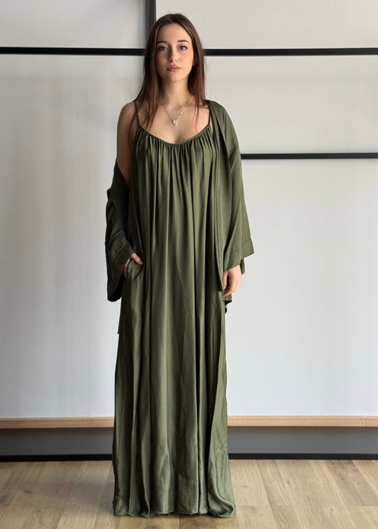 Abito lungo ZAHJR in satin militare