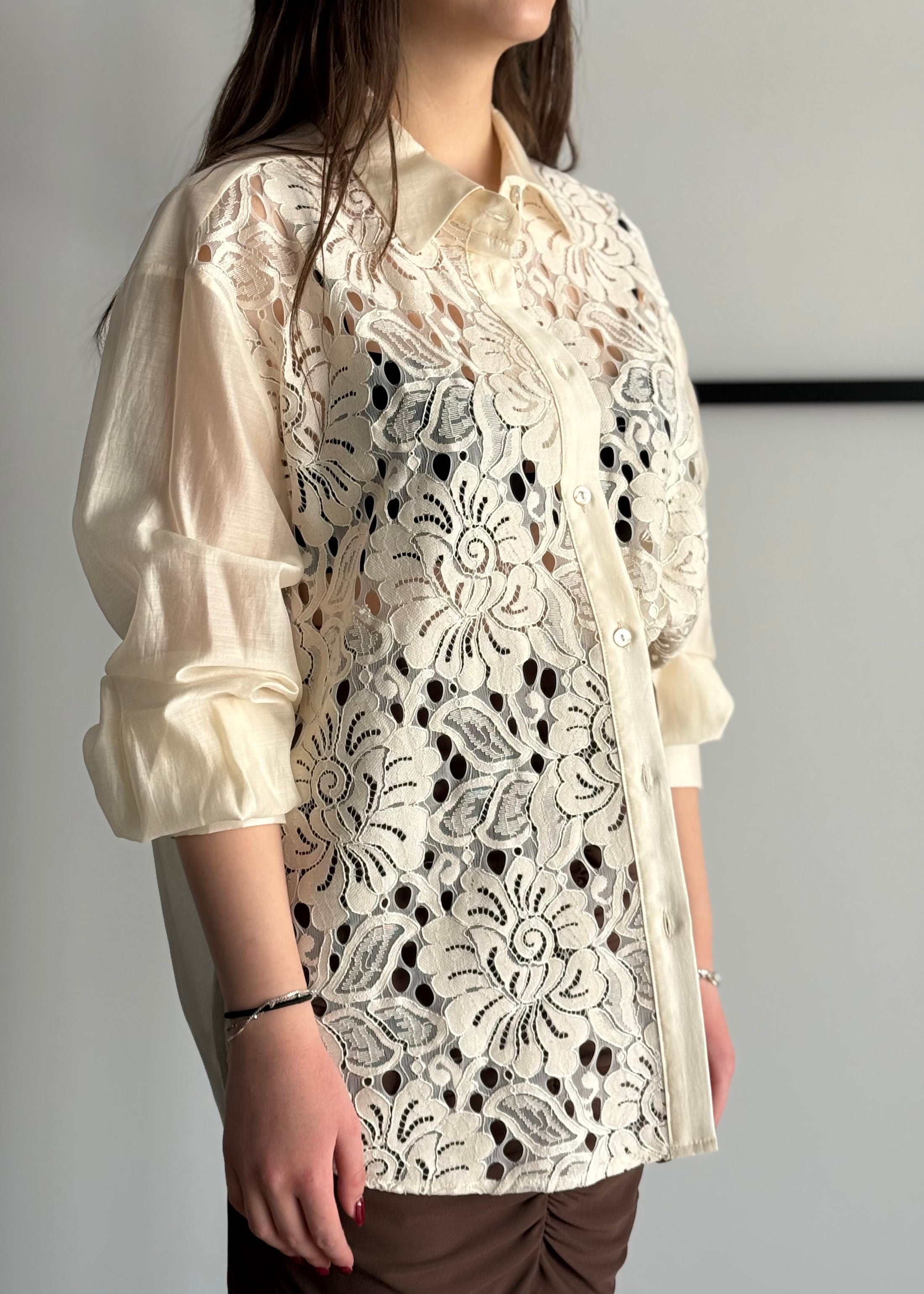 Camicia ZAHJR in pizzo e organza