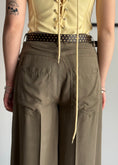 Carica l'immagine nel visualizzatore della galleria, Pantalone palazzo ZAHJR con cintura borchiata
