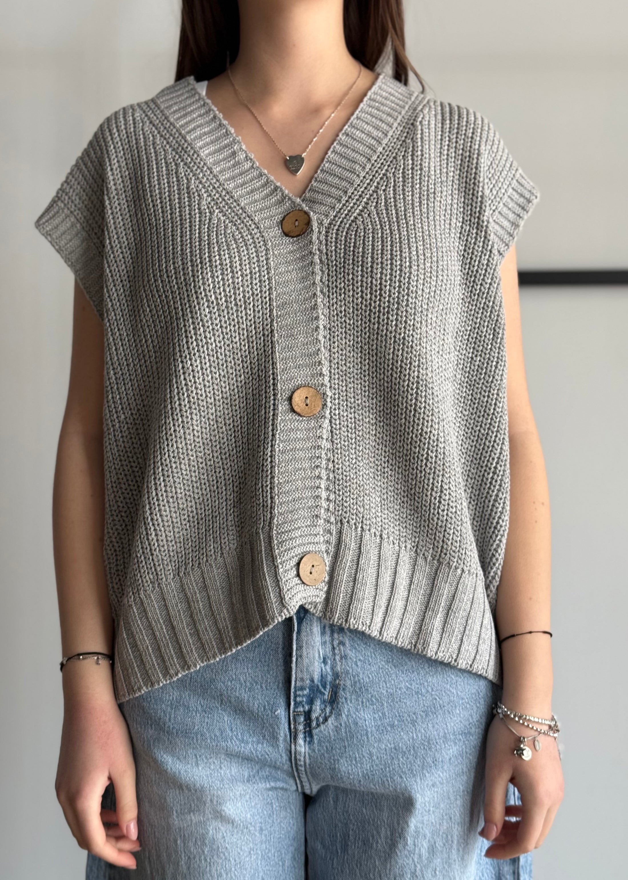 Gilet ZAHJR in maglia con bottoni perla