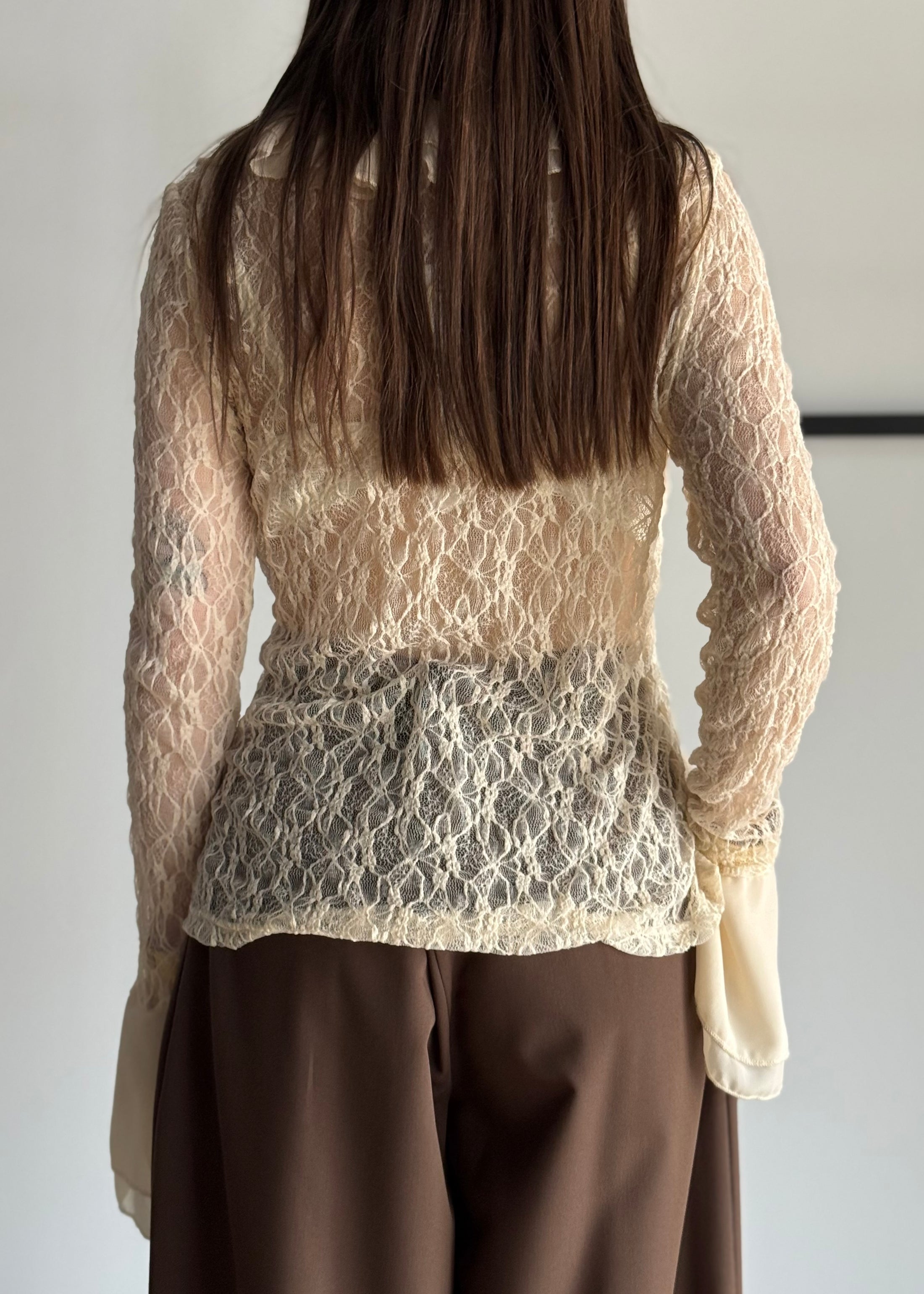 Blusa THEVICE in pizzo