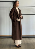 Carica l'immagine nel visualizzatore della galleria, Cappotto E-WOMAN con cintura

