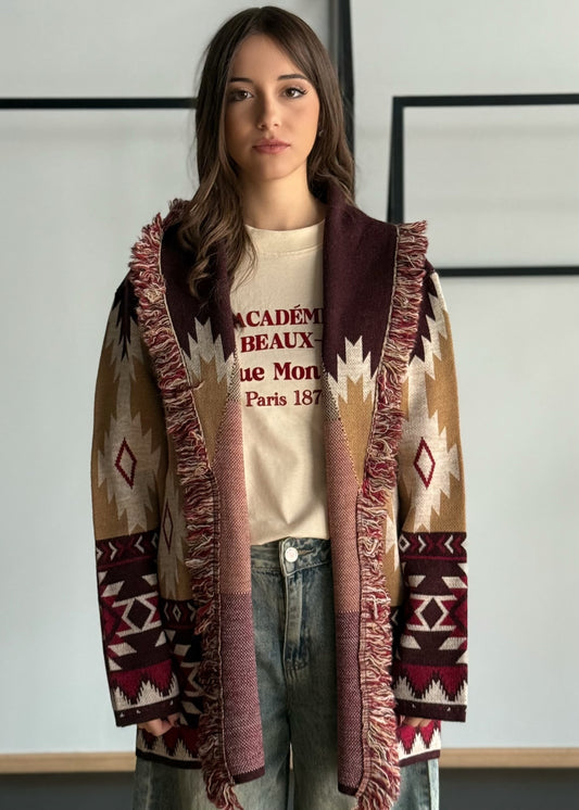 Cardigan jacquard etnico con frange e cintura