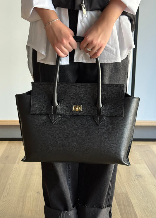 Borsa a Mano in Pelle Martellata - Nera