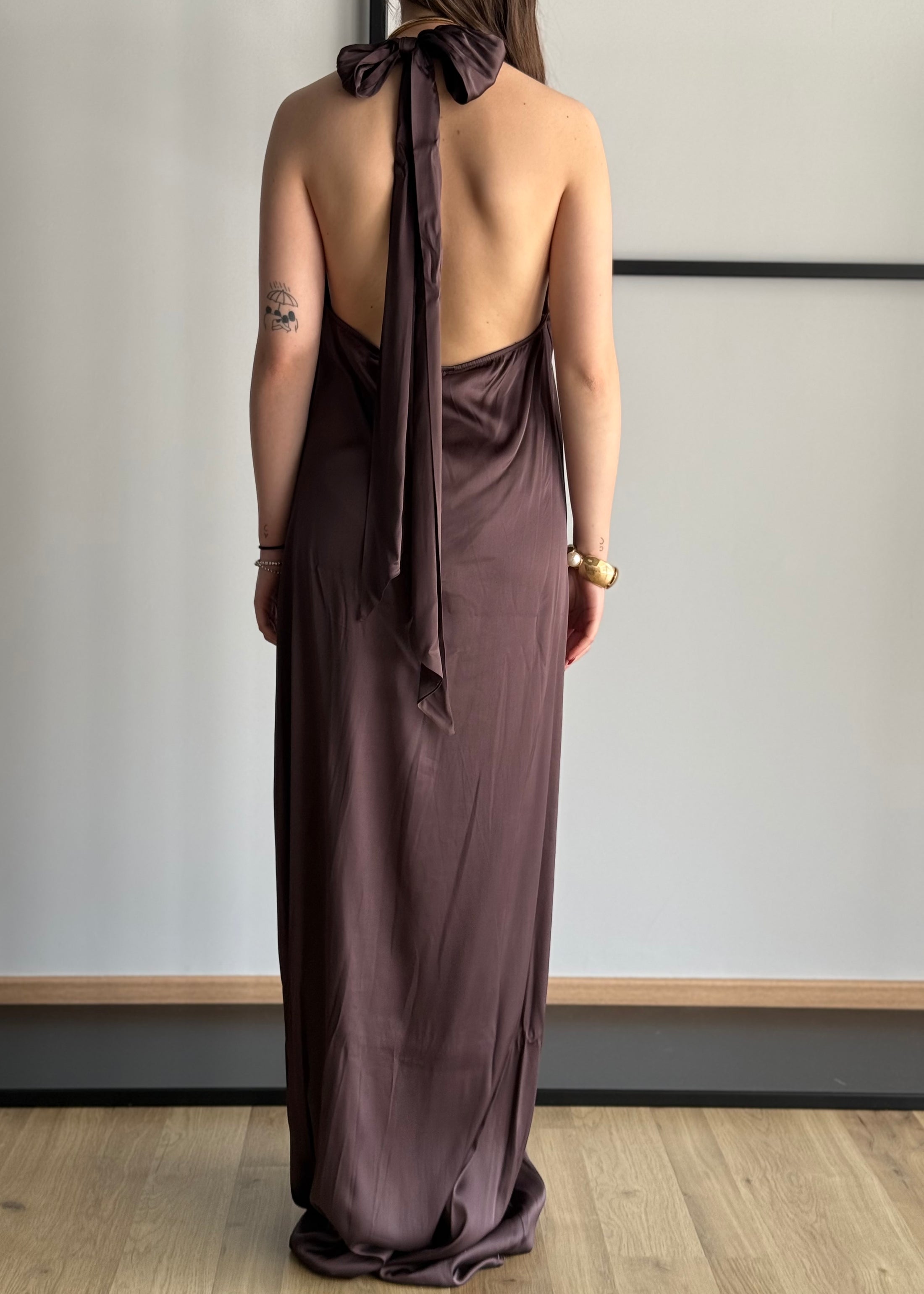 Abito lungo KONTATTO con scollo halter