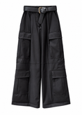 Carica l'immagine nel visualizzatore della galleria, Pantalone cargo wide leg nero con cintura - ZAHJR
