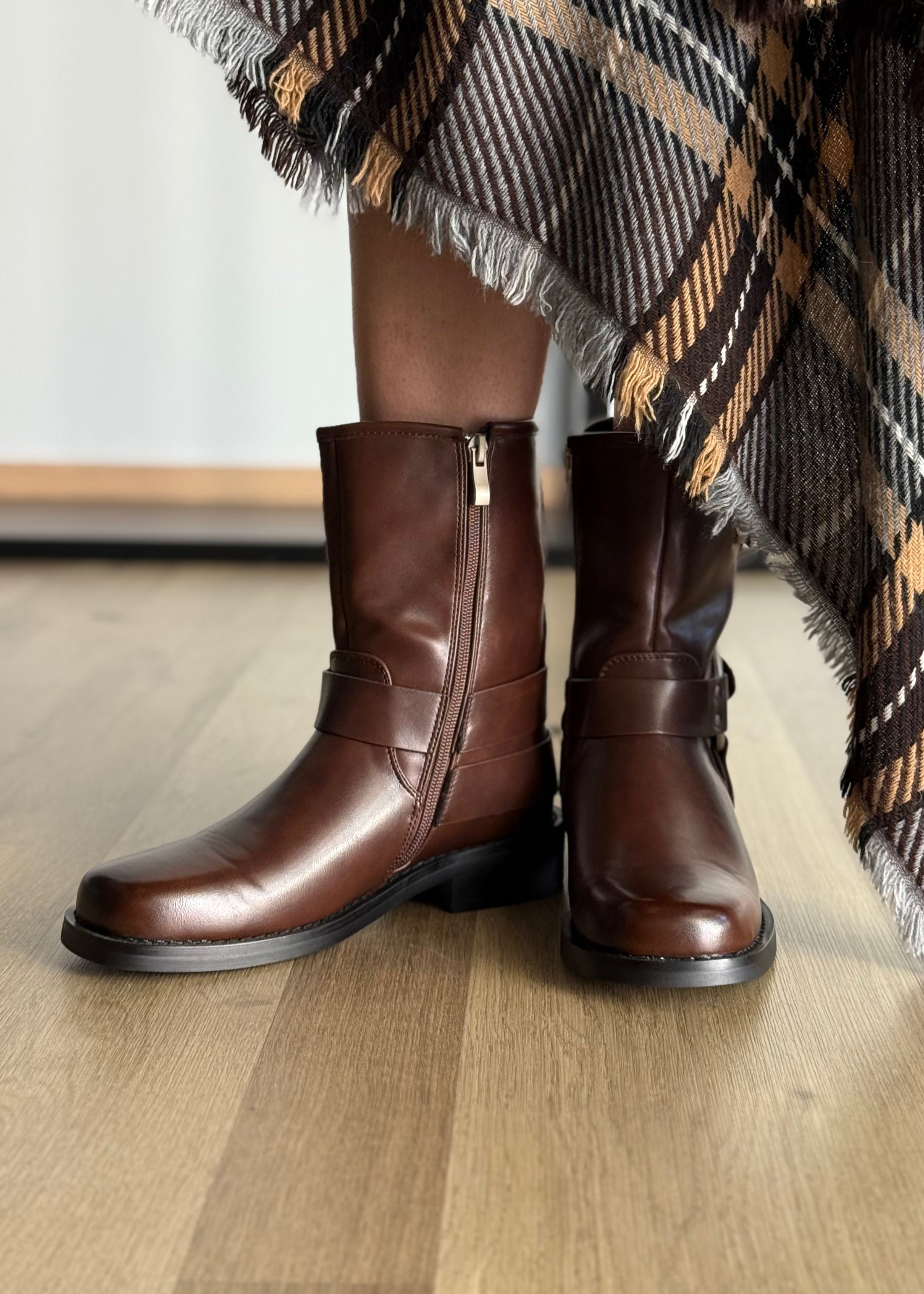 Stivaletto THEVICE biker con fibbie