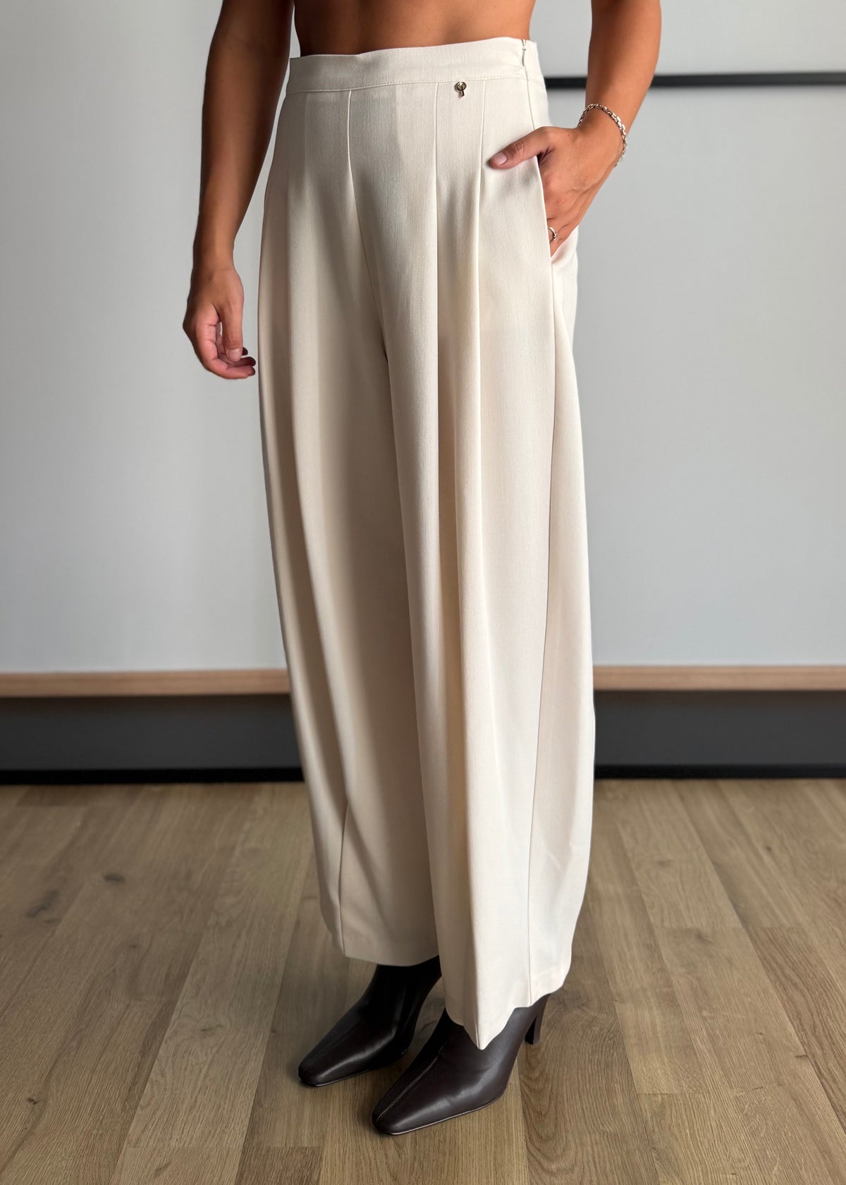 Pantalone panna balloon con pence - PHILIALOFT