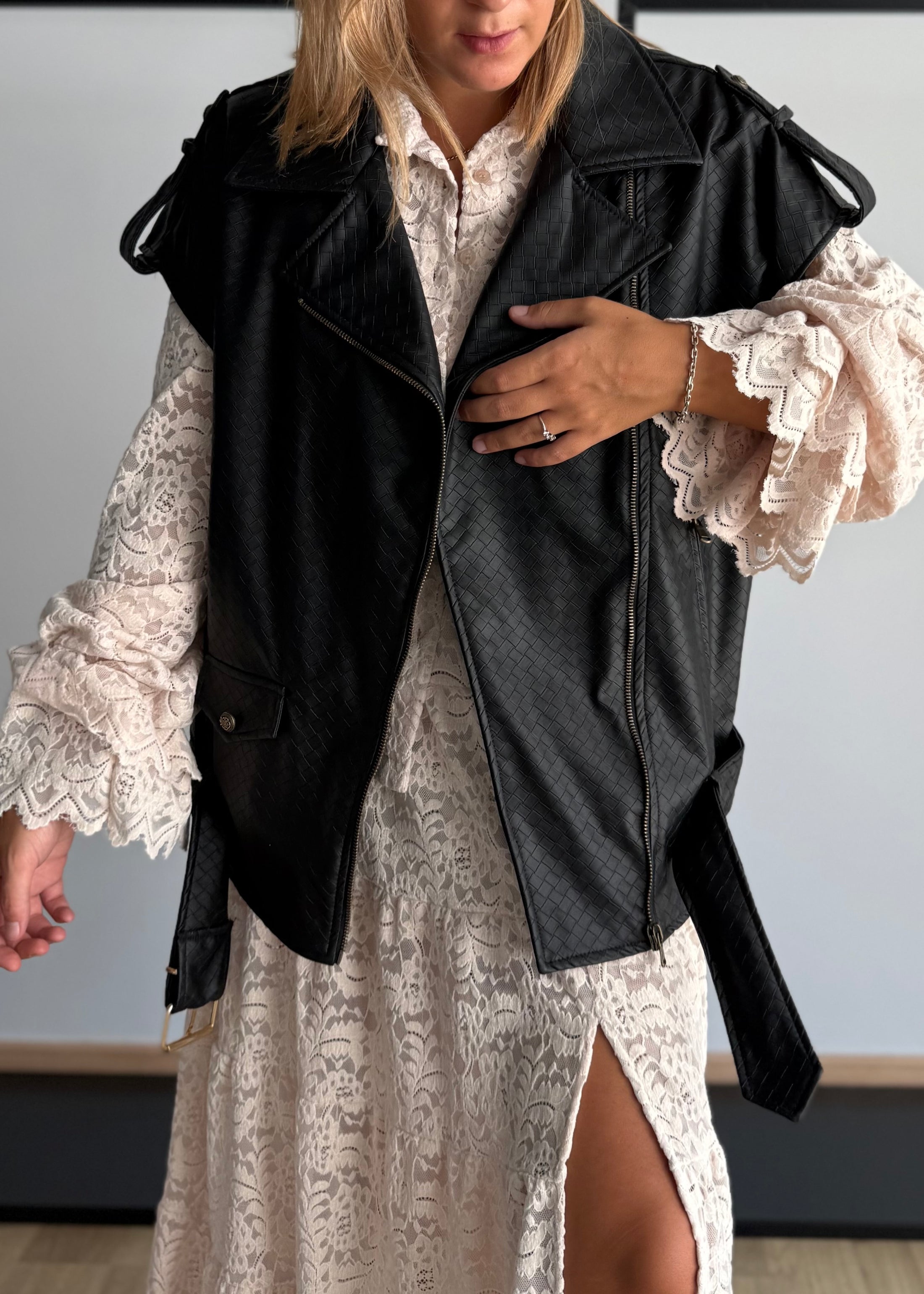 Gilet biker nero effetto pelle intrecciata - ZAHJR