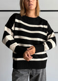 Carica l'immagine nel visualizzatore della galleria, Maglia over a righe nera - ZAHJR
