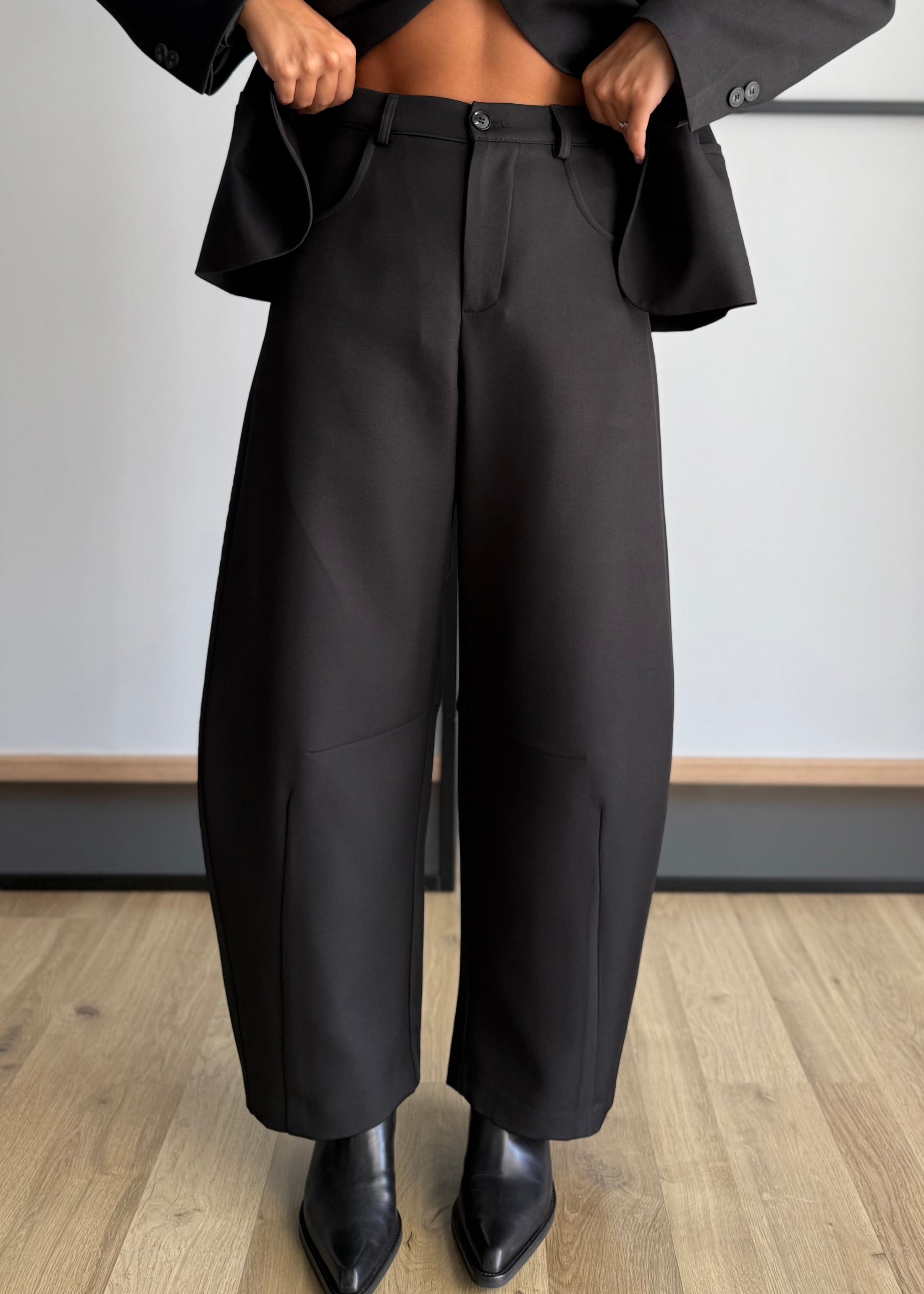 Pantalone nero barrel - ZAHJR