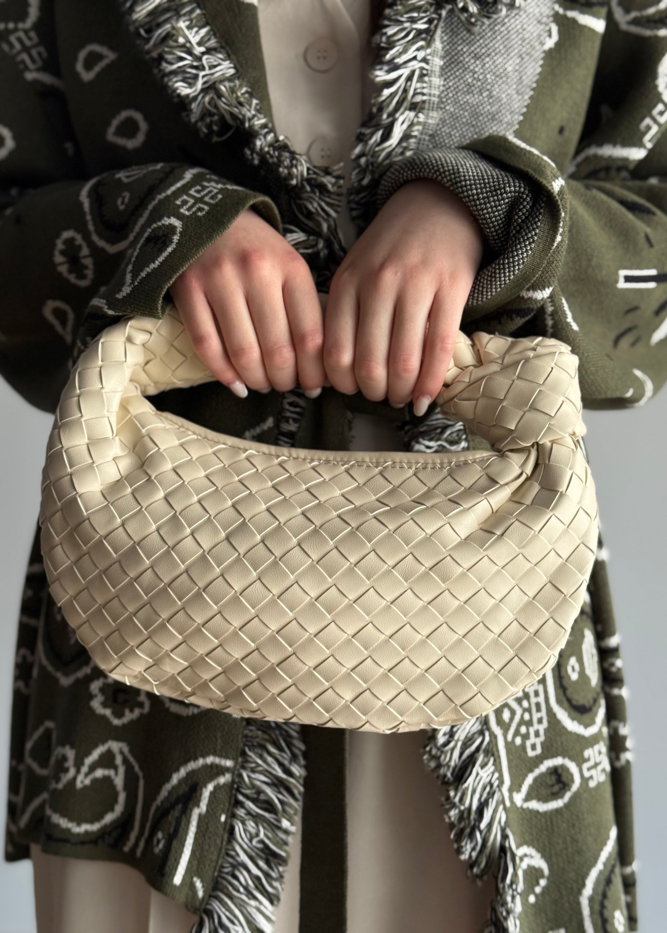 Borsa THEVICE intrecciata crema