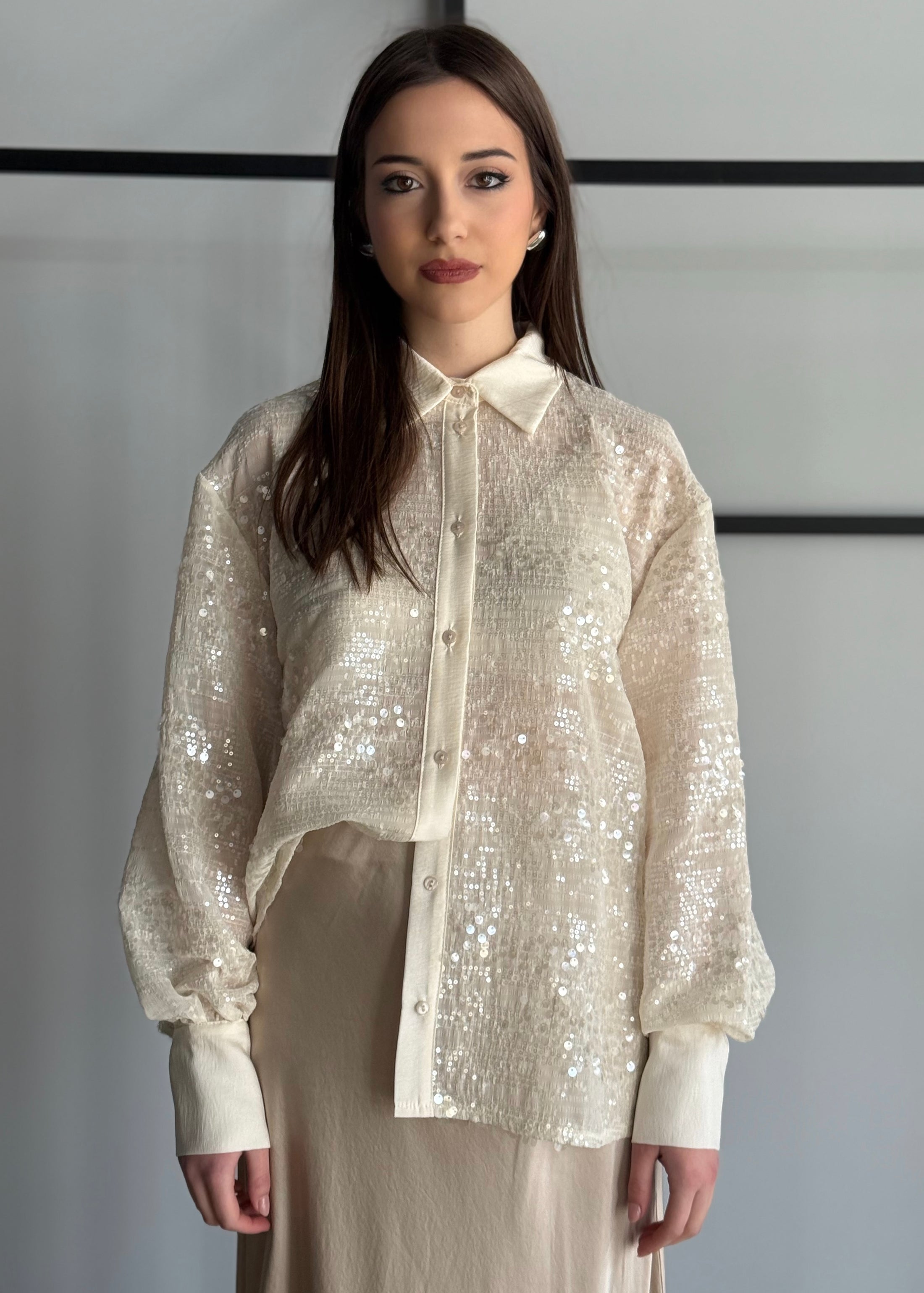 Camicia ZAHJR con paillettes latte