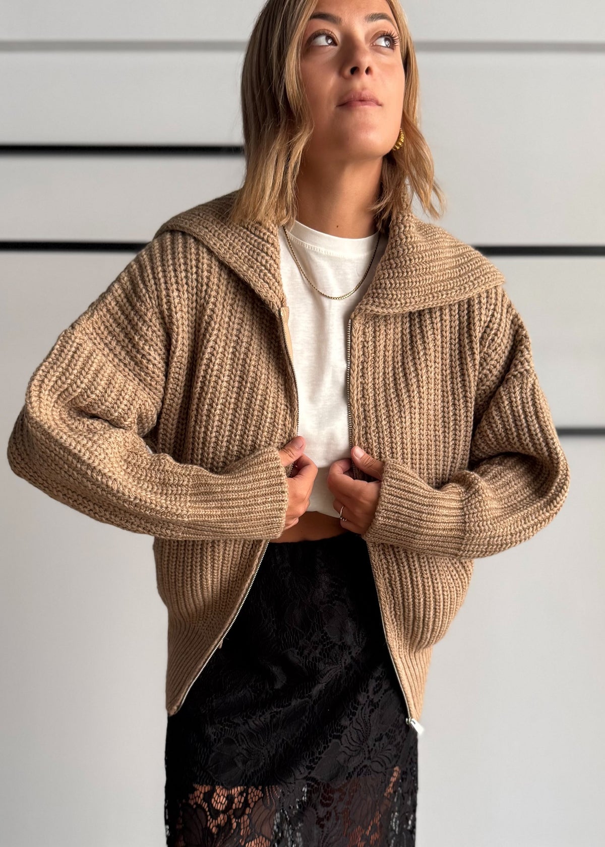 Cardigan mastice con maxi collo e zip - KONTATTO