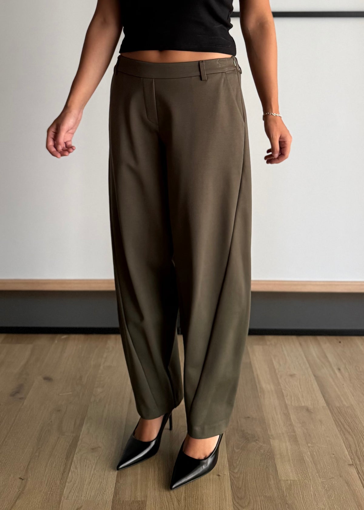Pantalone balloon militare in punto milano - KONTATTO