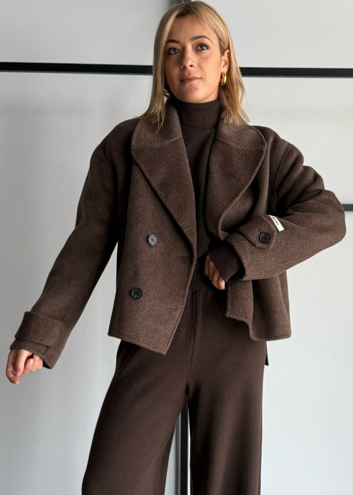 Cappotto corto doppiopetto con maxi revers - KONTATTO